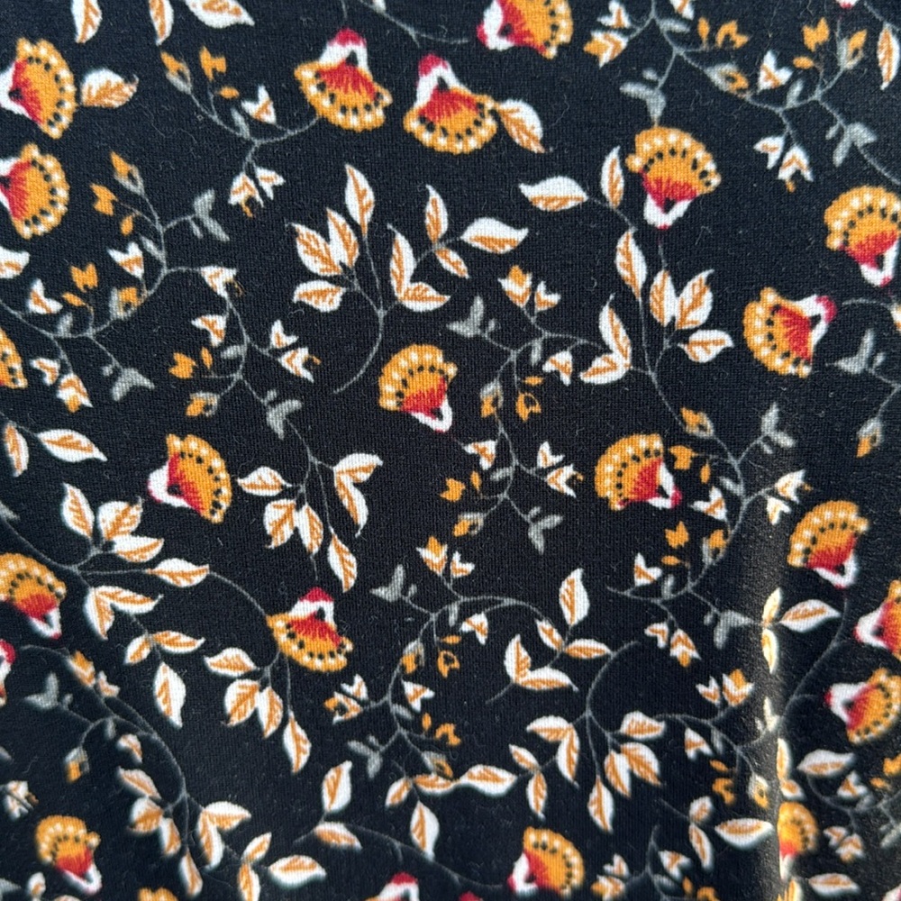 V-Neck Floral Print Dress - Picture 3 of 3